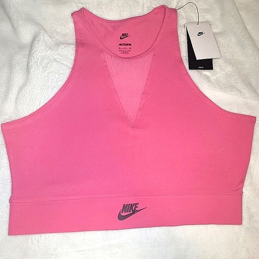 Nike Crop Top
